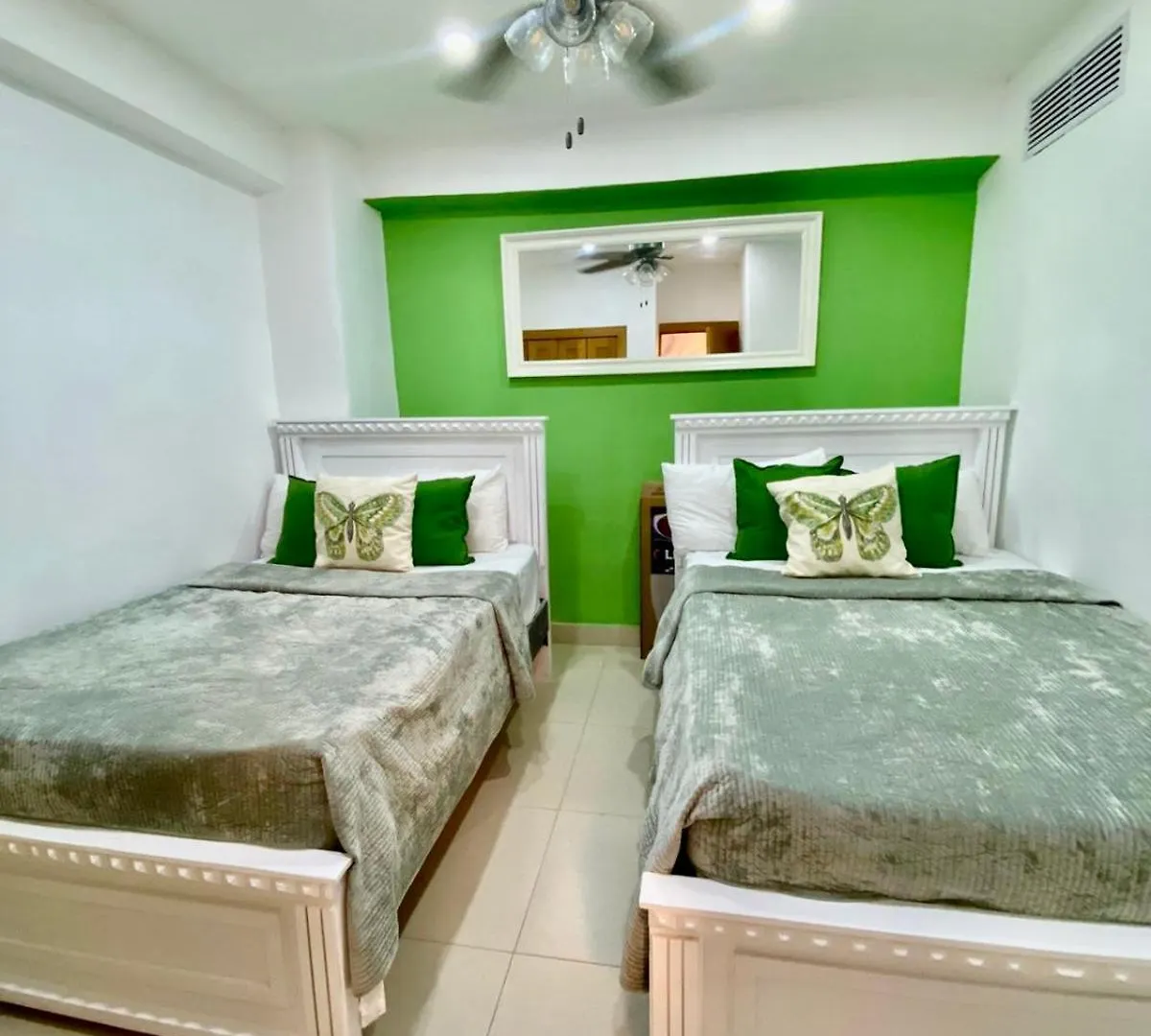 דירה חואן דוליו Lasolastower Juandolio-2Br-3Bds-7Px-Wifi-Seaview
